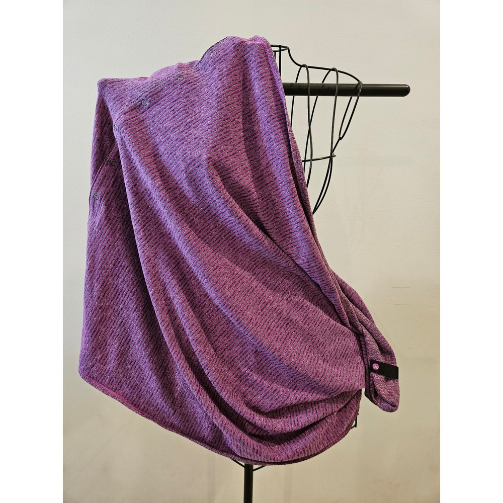 Lululemon Vinyasa Scarf Purple Grey Striped Snap Infinity Breastfeeding Cover